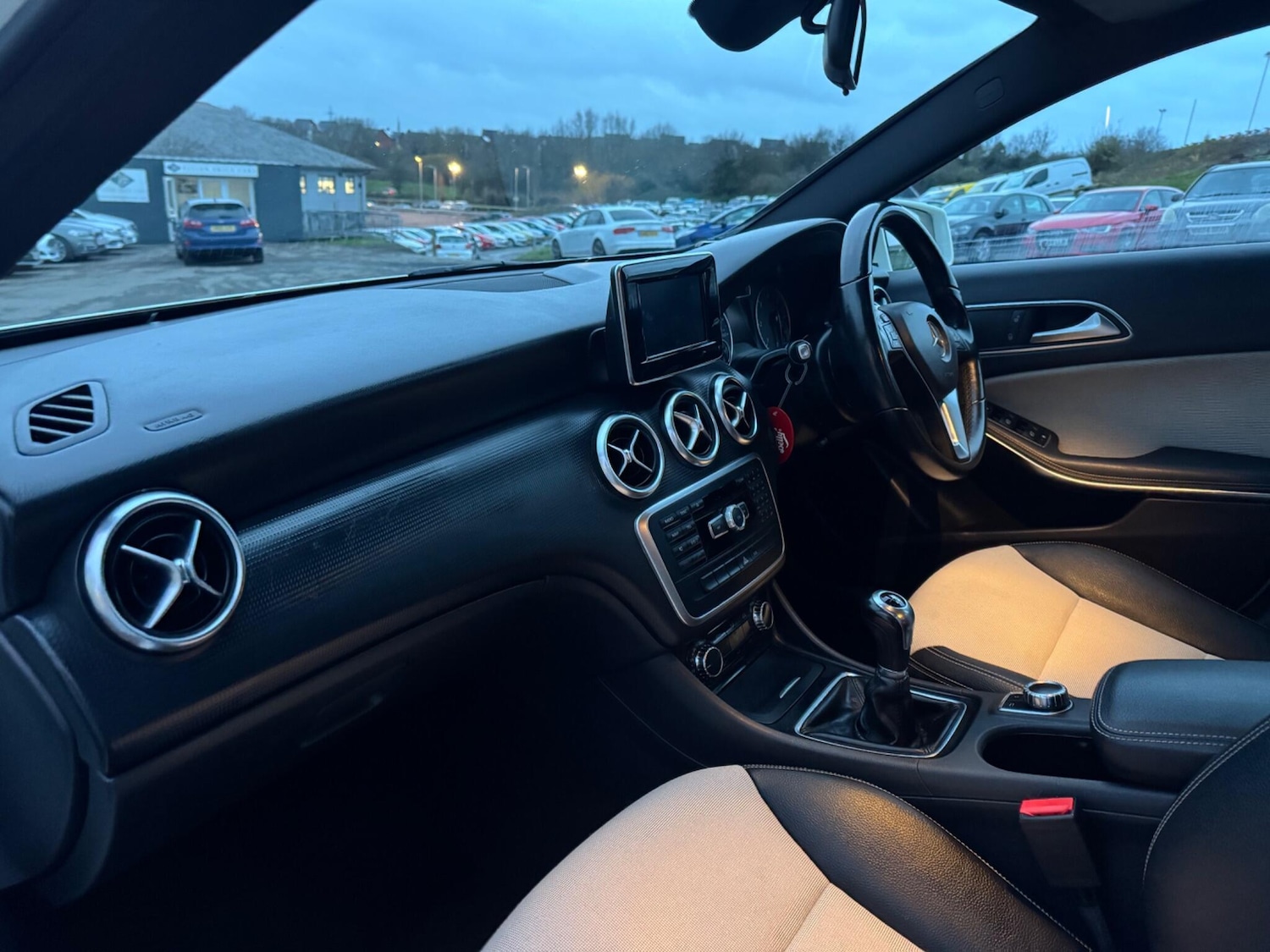 Used Mercedes-Benz A-Class 2014 for sale - 76839787: Photo 10