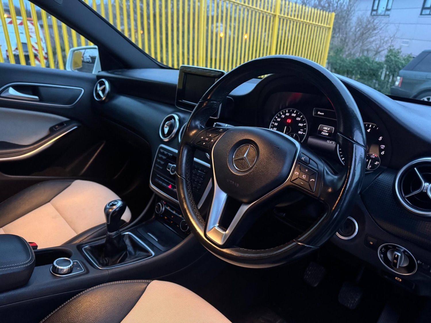 Used Mercedes-Benz A-Class 2014 for sale - 76839787: Photo 11