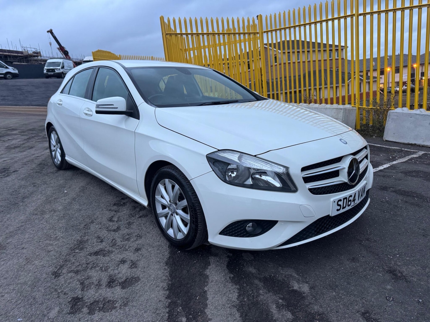 Used Mercedes-Benz A-Class 2014 for sale - 76839787: Photo 4