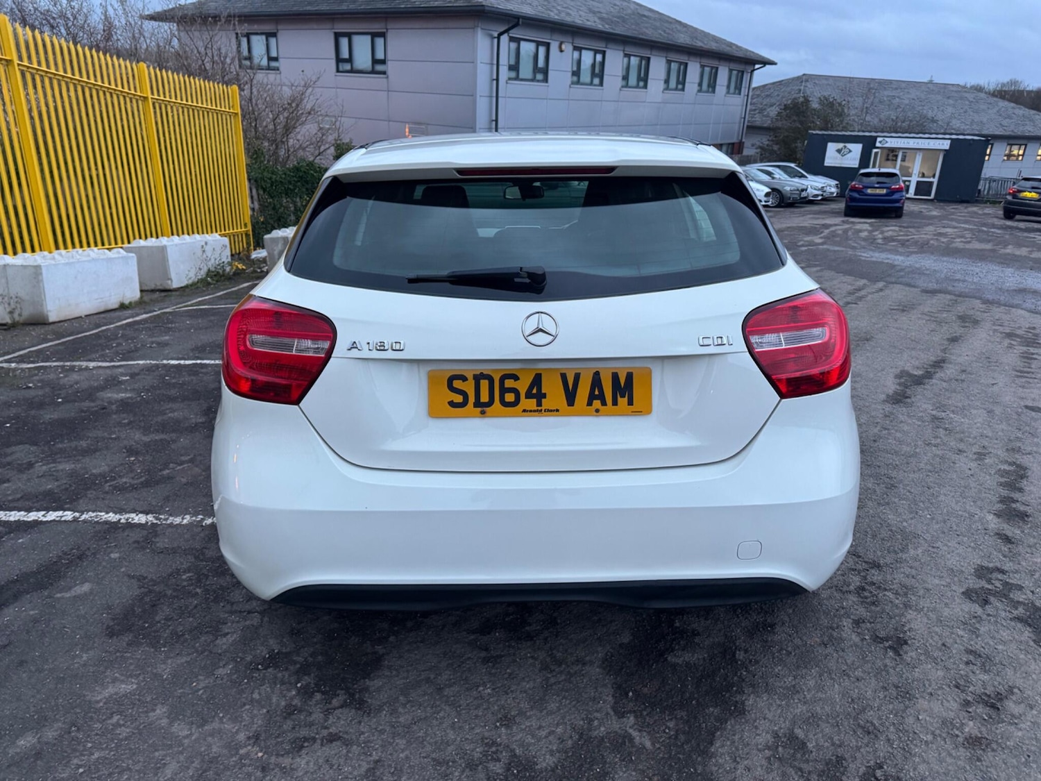 Used Mercedes-Benz A-Class 2014 for sale - 76839787: Photo 7