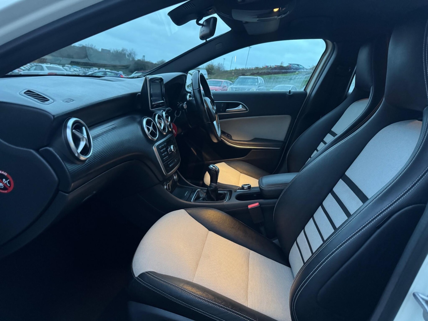 Used Mercedes-Benz A-Class 2014 for sale - 76839787: Photo 8