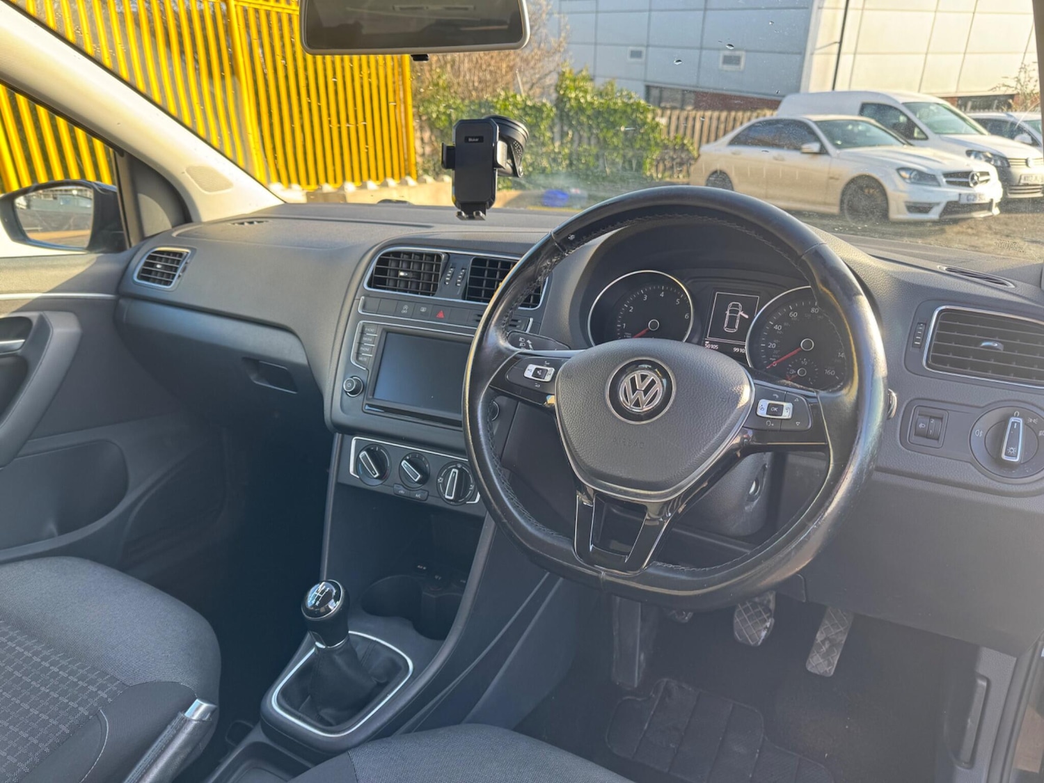 Used Volkswagen Polo 2015 for sale - 77683818: Photo 11