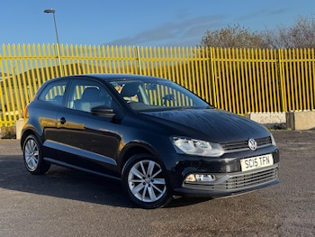 Used Volkswagen Polo 2015 for sale - 77683818: Photo