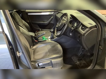 Used Skoda Octavia 2016 for sale - 77524525: Photo