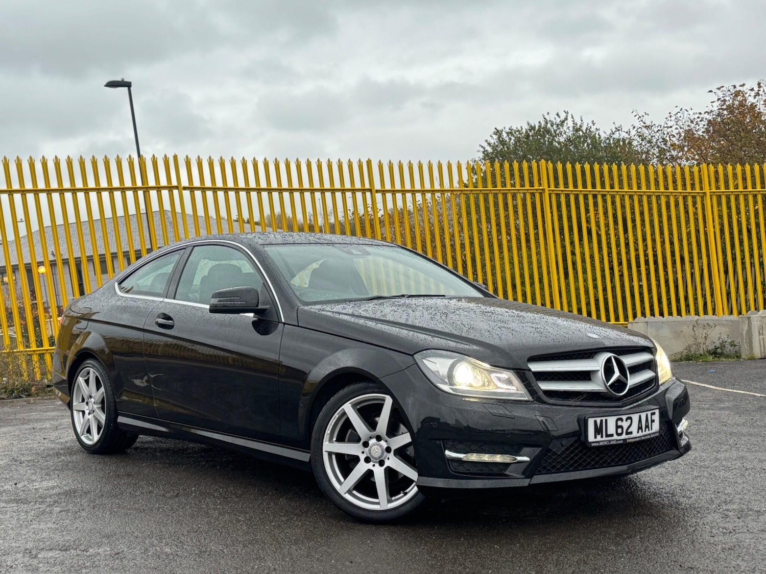 Used Mercedes-Benz C Class 2012 for sale - 76398364: Photo 1