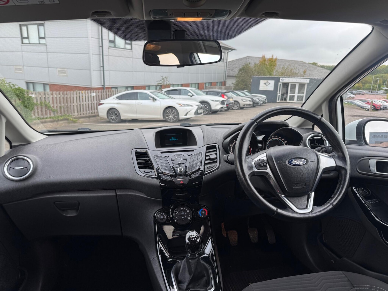 Used Ford Fiesta 2015 for sale - 75809185: Photo 11