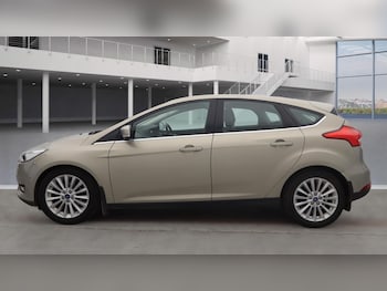 Used Ford Focus 2014 for sale - 76247810: Photo 3