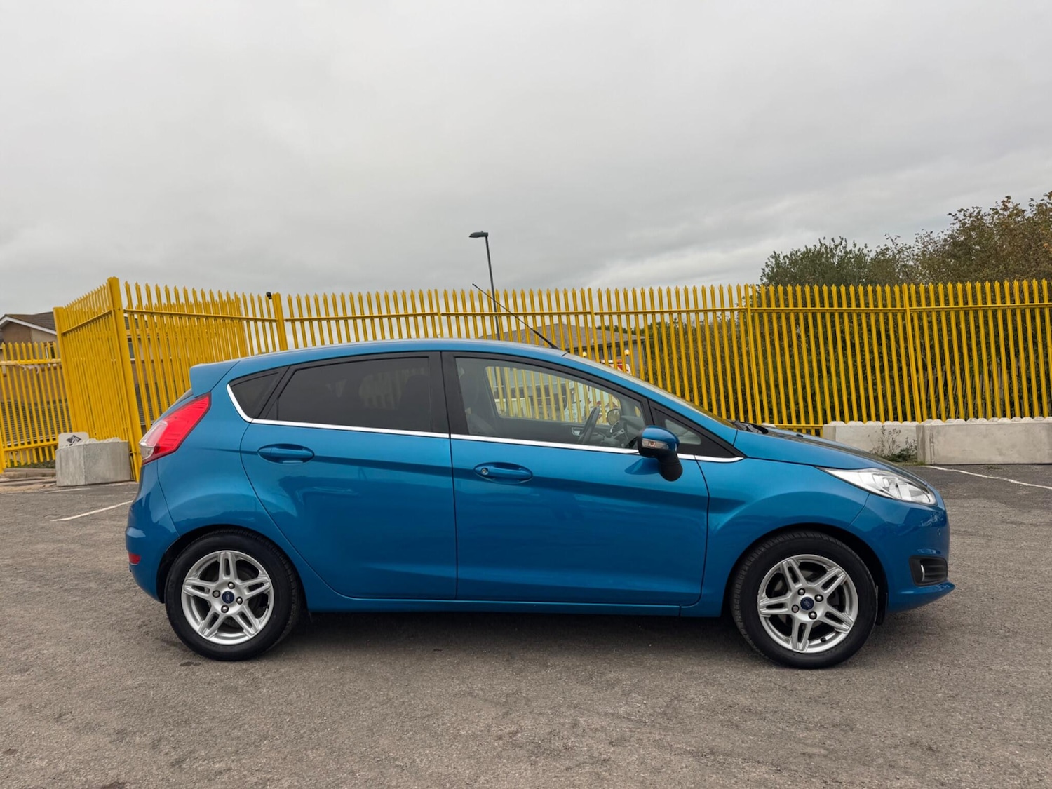 Used Ford Fiesta 2013 for sale - 76012189: Photo 6