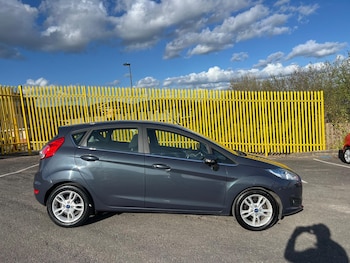 Used Ford Fiesta 2014 for sale - 74136260: Photo