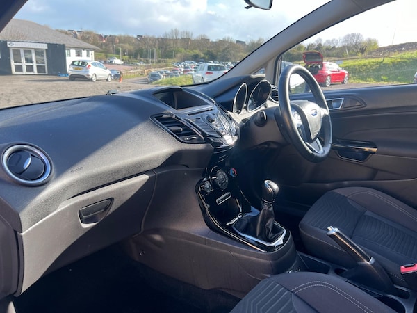 Used Ford Fiesta 2014 for sale - 74136260: Photo 8