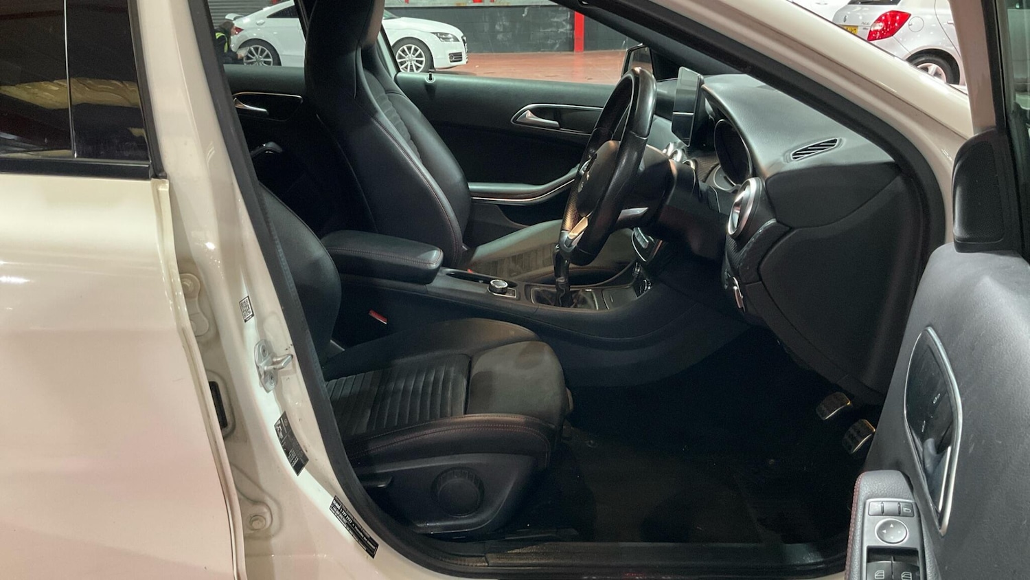 Used Mercedes-Benz A-Class 2017 for sale - 76348934: Photo 5