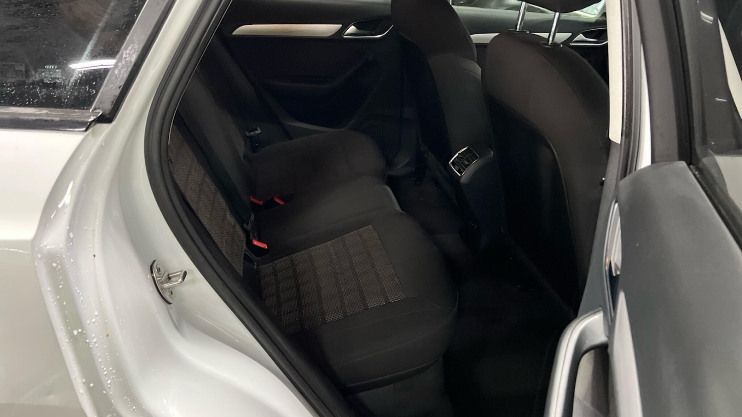 Used Audi Q3 2016 for sale - 76976163: Photo 5