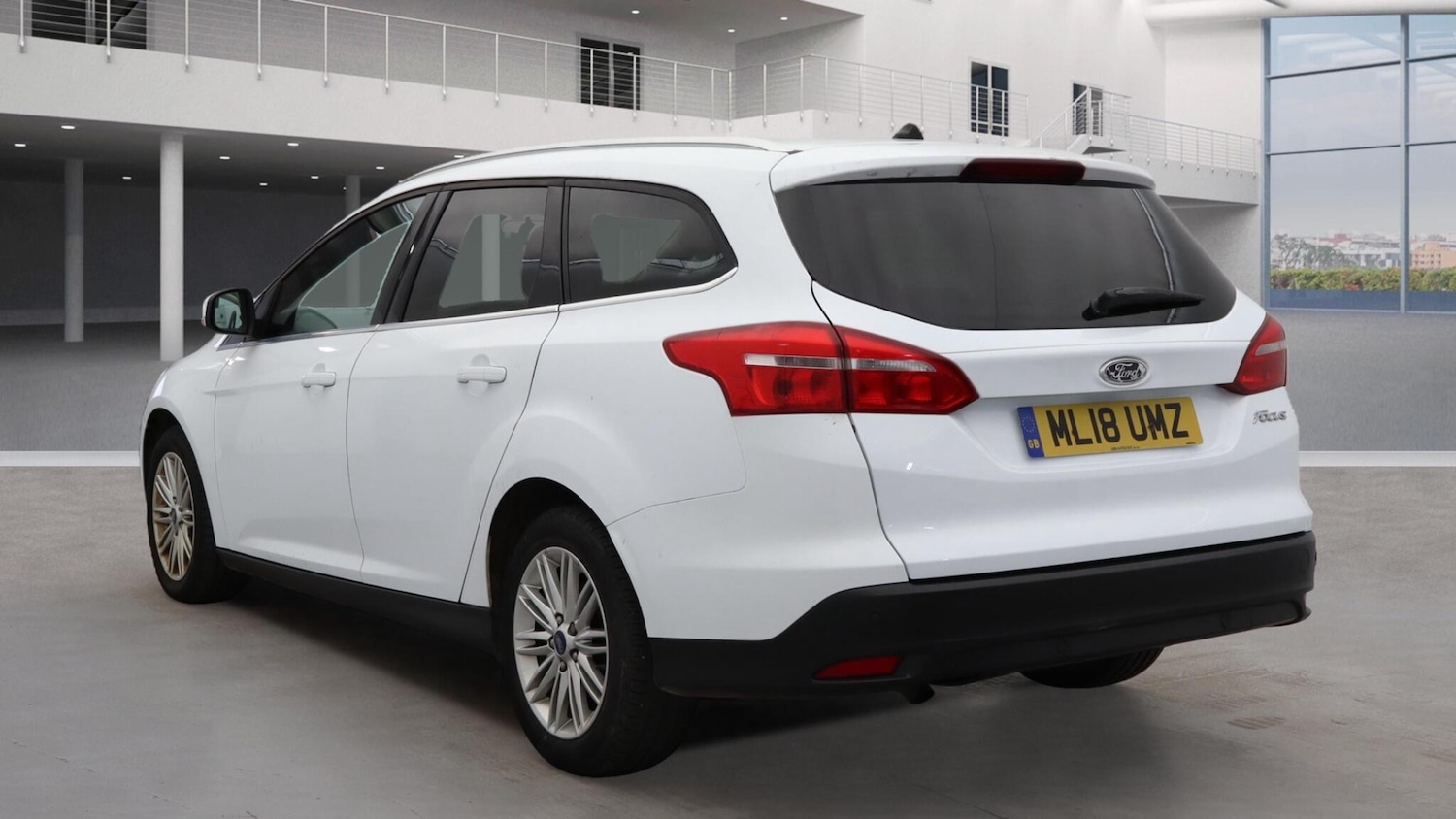 Used Ford Focus 2018 for sale - 76388077: Photo 2