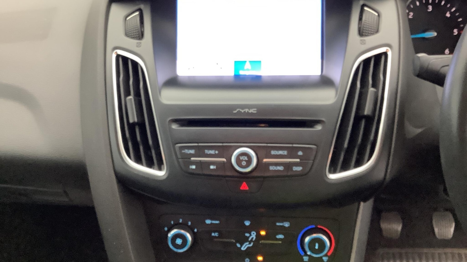 Used Ford Focus 2018 for sale - 76388077: Photo 6