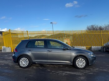 Used Volkswagen Golf 2018 for sale - 77190771: Photo