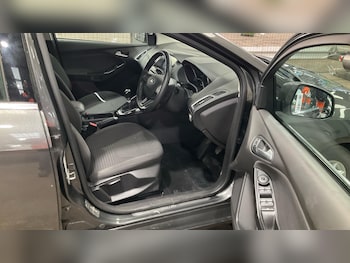 Used Ford Focus 2015 for sale - 77425789: Photo