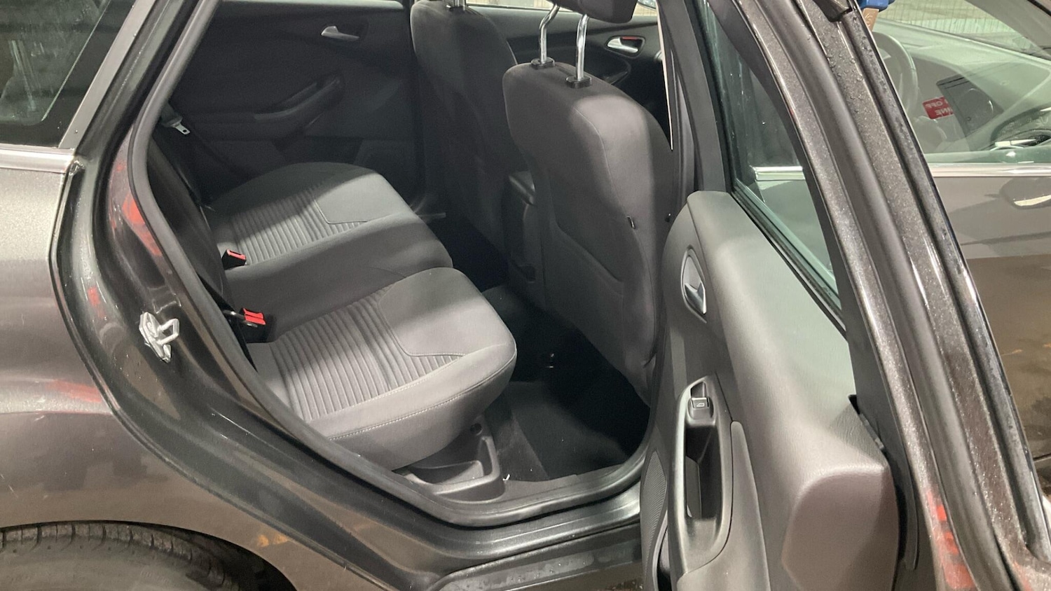 Used Ford Focus 2015 for sale - 77425789: Photo 5