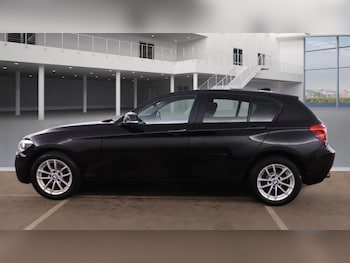 Used BMW 1 Series 2015 for sale - 77060459: Photo