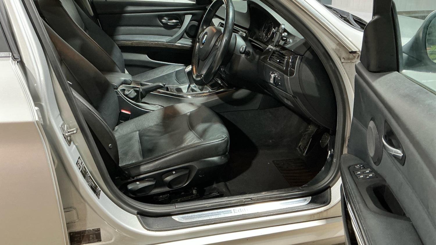 Used BMW 3 Series 2011 for sale - 77511336: Photo 4