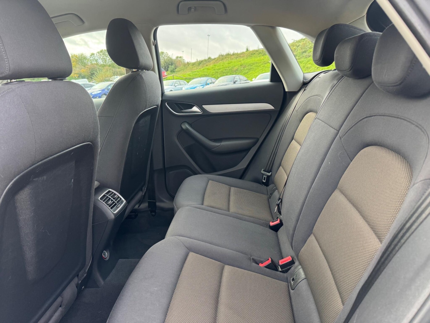 Used Audi Q3 2014 for sale - 76314969: Photo 10