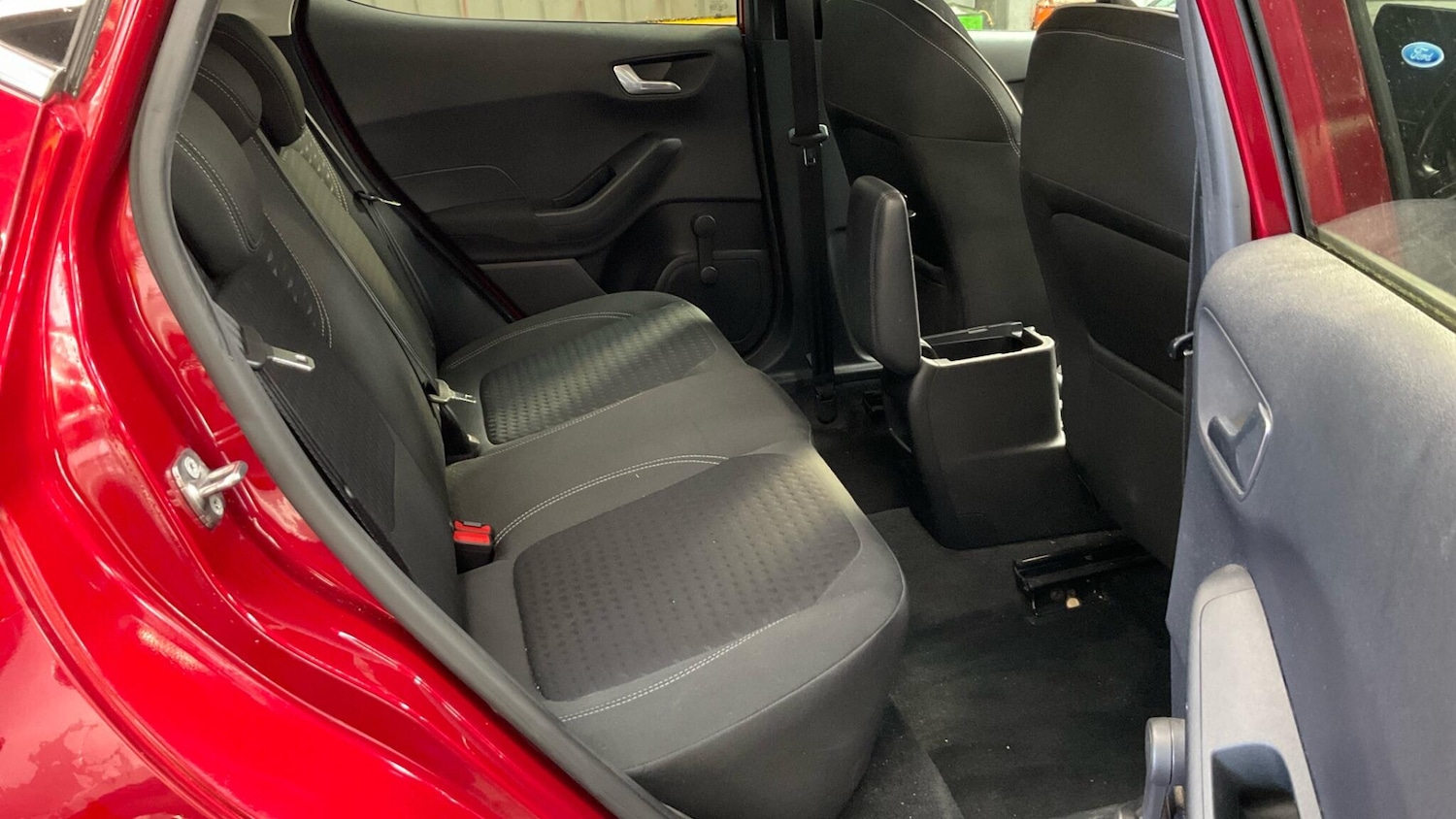 Used Ford Fiesta 2017 for sale - 76388726: Photo 5