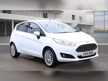 2014 (14) - 1.0 EcoBoost Titanium 5dr