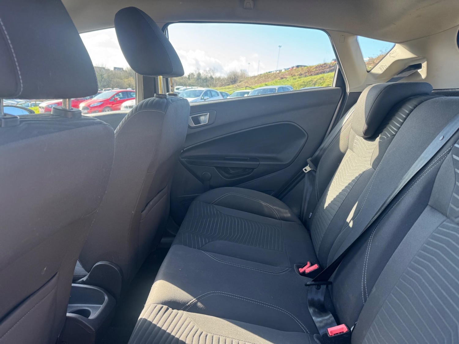 Used Ford Fiesta 2015 for sale - 77320309: Photo 11