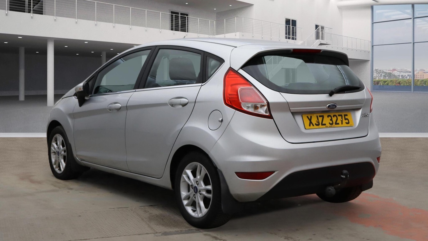 Used Ford Fiesta 2015 for sale - 77320309: Photo 2