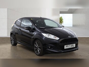 Used Ford Fiesta 2017 for sale - 78374995: Photo