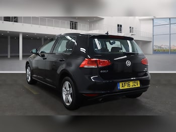 Used Volkswagen Golf 2016 for sale - 77550617: Photo