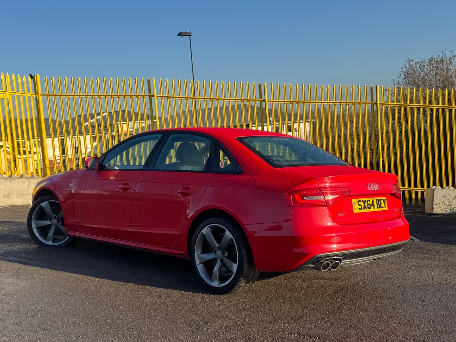 Used Audi A4 2015 for sale - 76975646: Photo 2