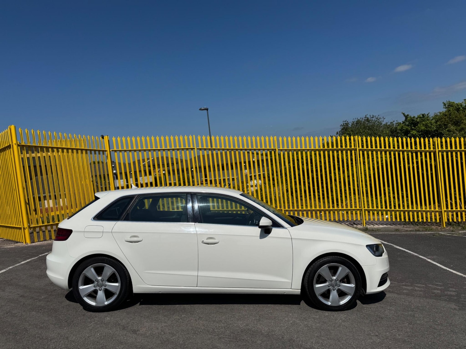 Used Audi A3 2014 for sale - 77908651: Photo 5