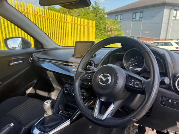 Used Mazda Mazda2 2017 for sale - 74498855: Photo 8