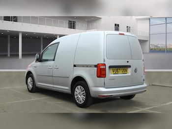 Used Volkswagen Caddy 2017 for sale - 77190773: Photo