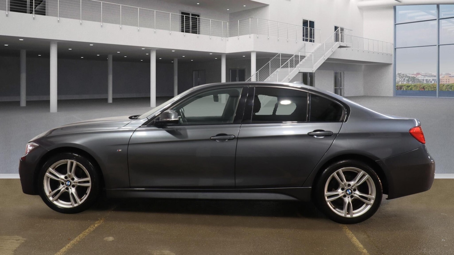 Used BMW 3 Series 2013 for sale - 77511333: Photo 3