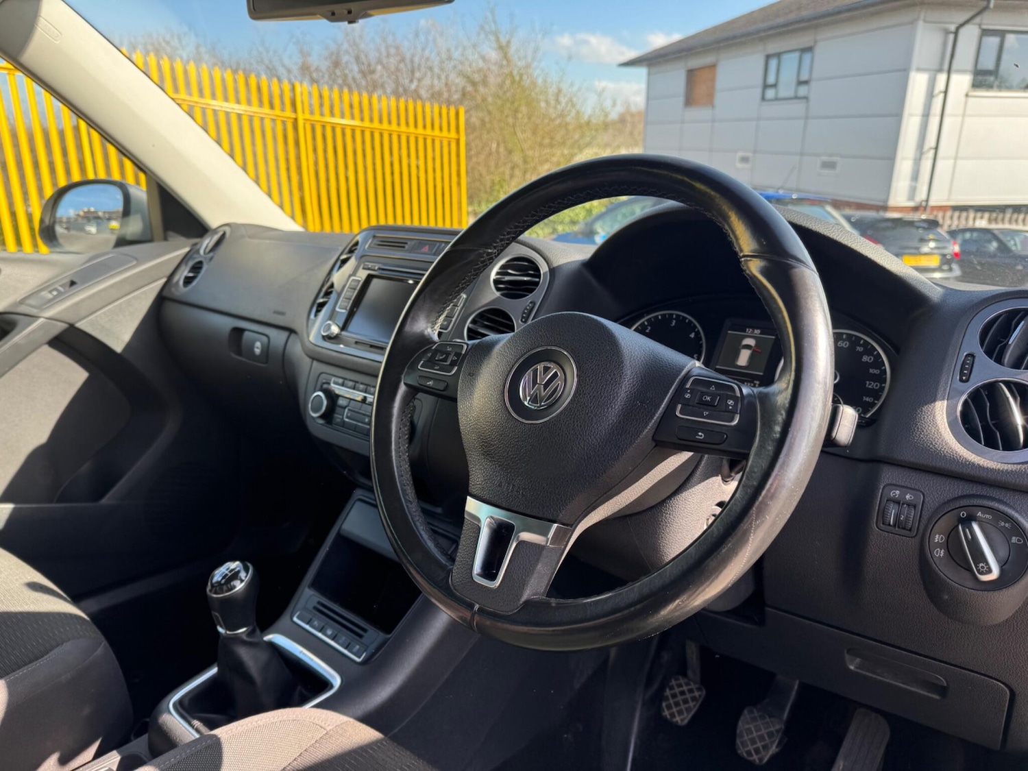 Used Volkswagen Tiguan 2012 for sale - 77511340: Photo 11