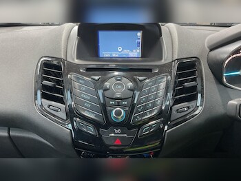 Used Ford Fiesta 2016 for sale - 77684163: Photo