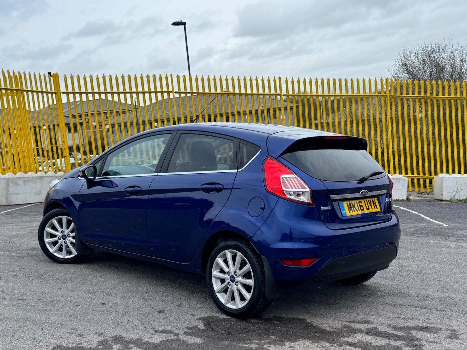 Used Ford Fiesta 2016 for sale - 77683367: Photo 2