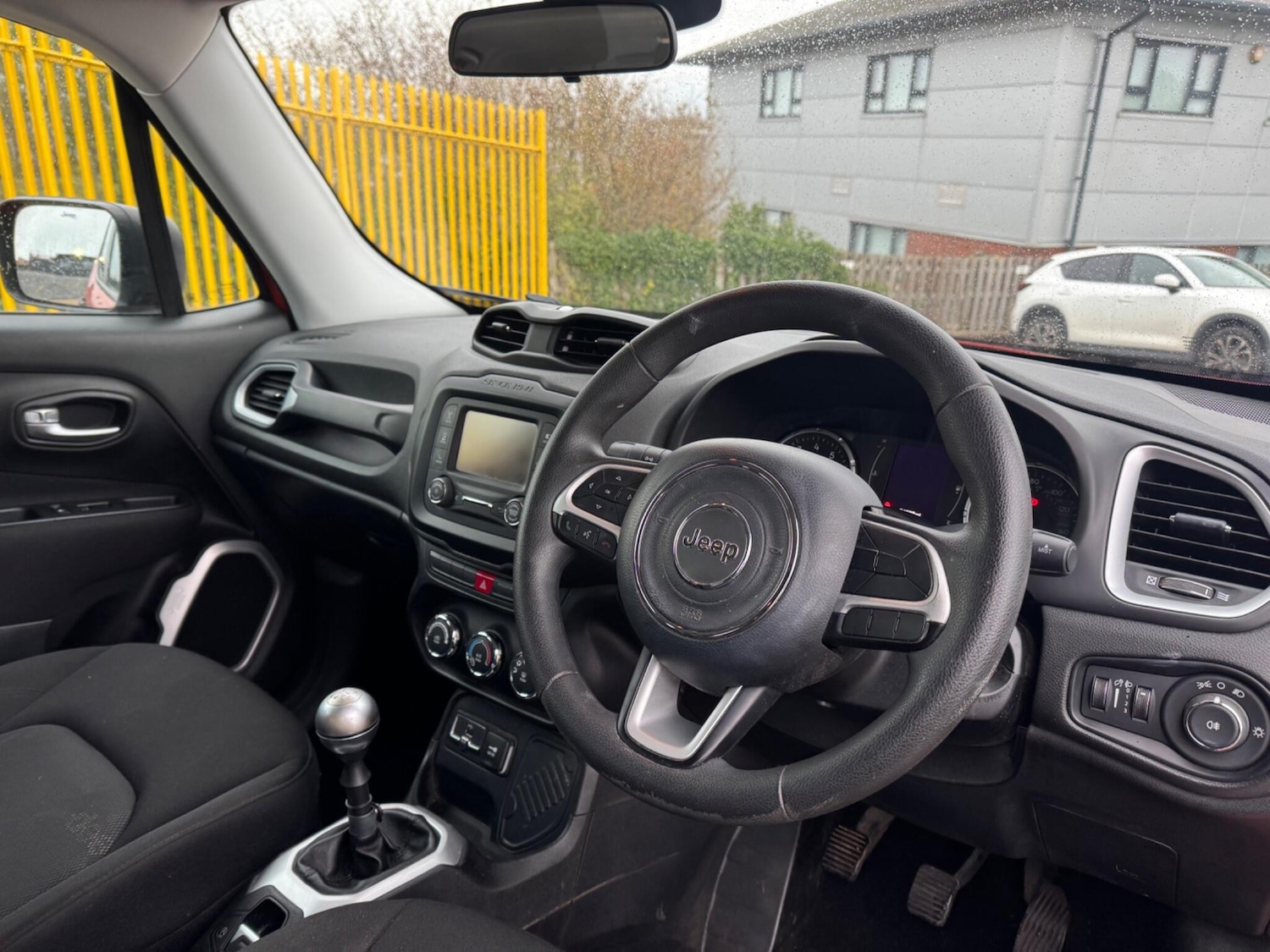 Used Jeep Renegade 2015 for sale - 75867222: Photo 8