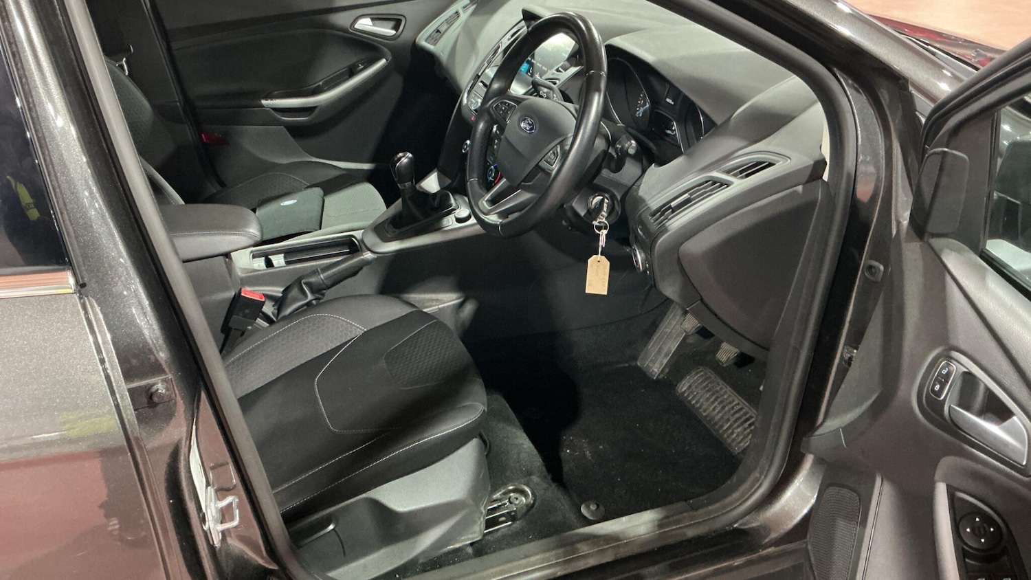 Used Ford Focus for sale - 77279235: Photo 4