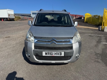Used Citroen Berlingo 2011 for sale - 79062426: Photo