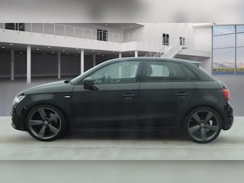 Used Audi A1 2013 for sale - 77637805: Photo