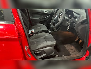 Used Ford Fiesta 2014 for sale - 76327259: Photo 4