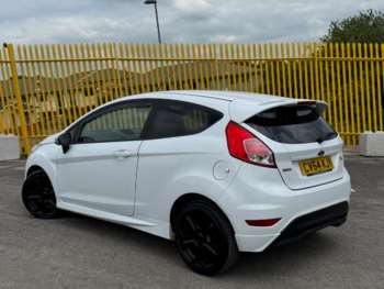 Used Ford Fiesta 2014 for sale - 74934682: Photo