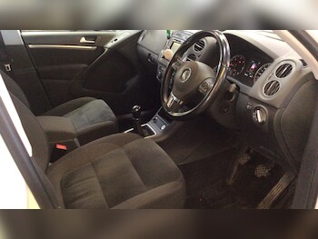 Used Volkswagen Tiguan 2015 for sale - 78320341: Photo