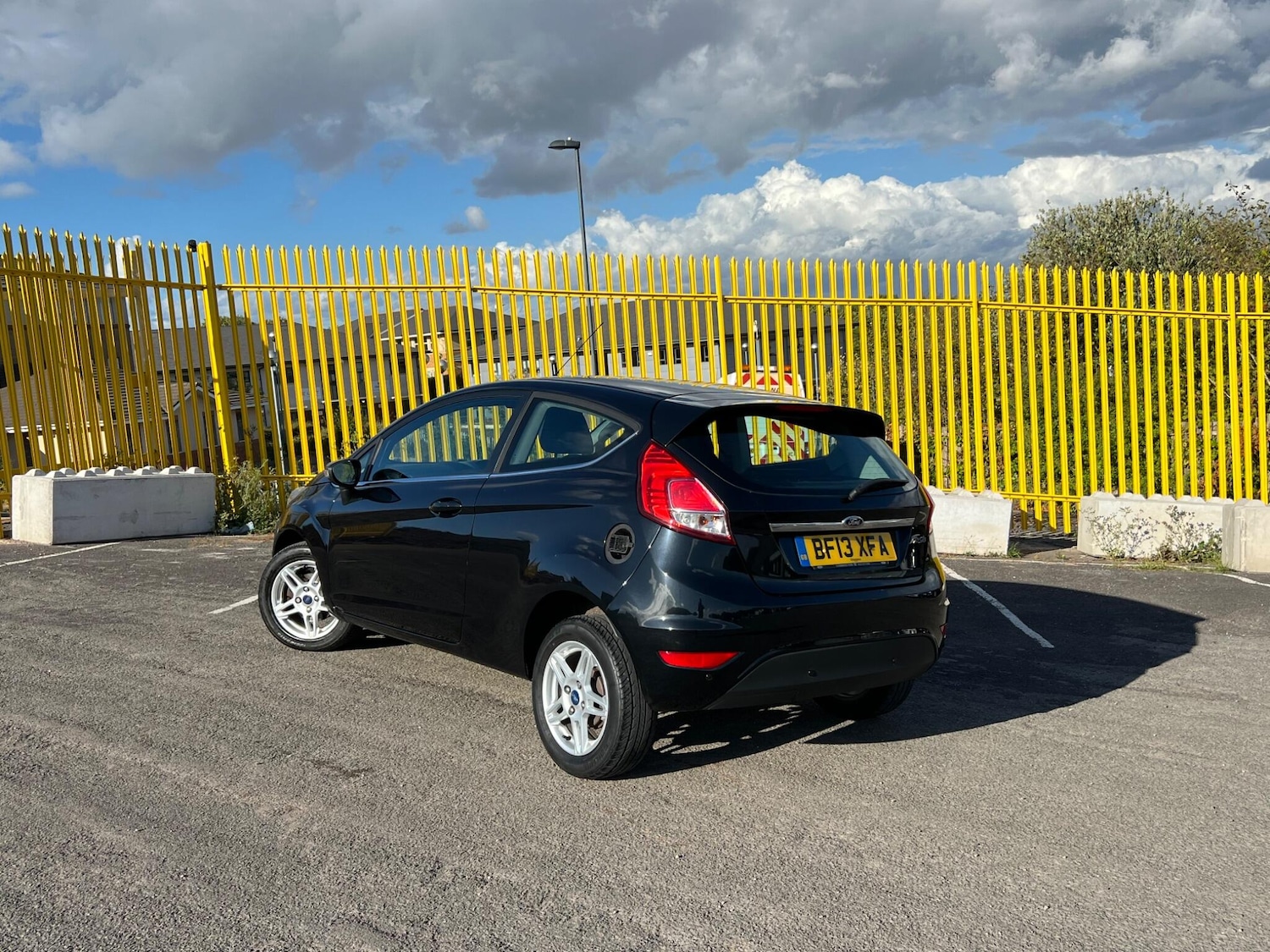 Used Ford Fiesta 2013 for sale - 76988801: Photo 3