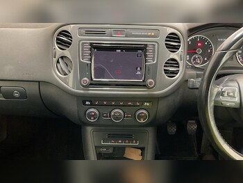 Used Volkswagen Tiguan 2015 for sale - 77768974: Photo