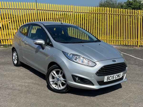 Used Ford Fiesta 2015 for sale - 74383788: Photo 1