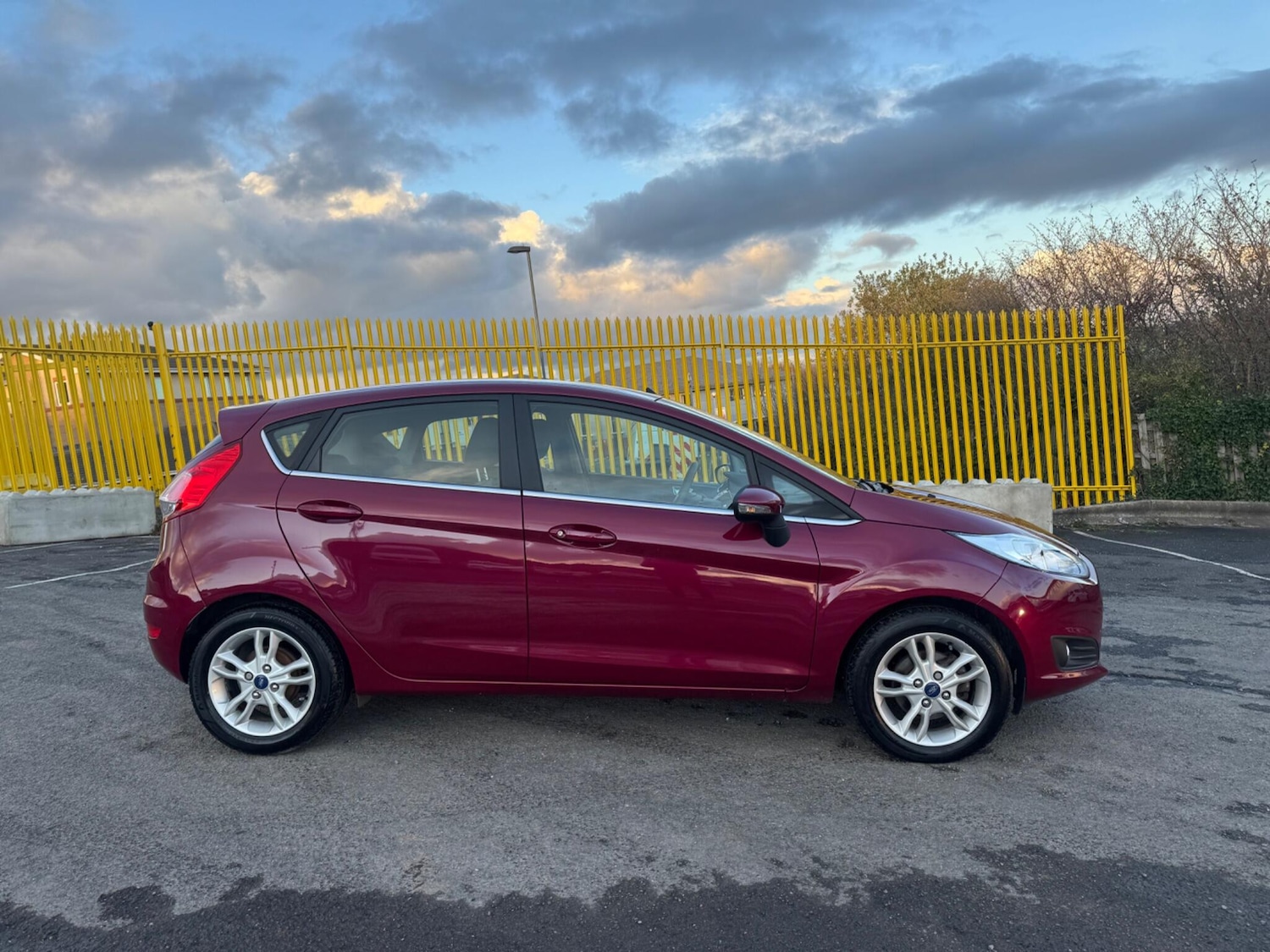 Used Ford Fiesta 2014 for sale - 76179677: Photo 5