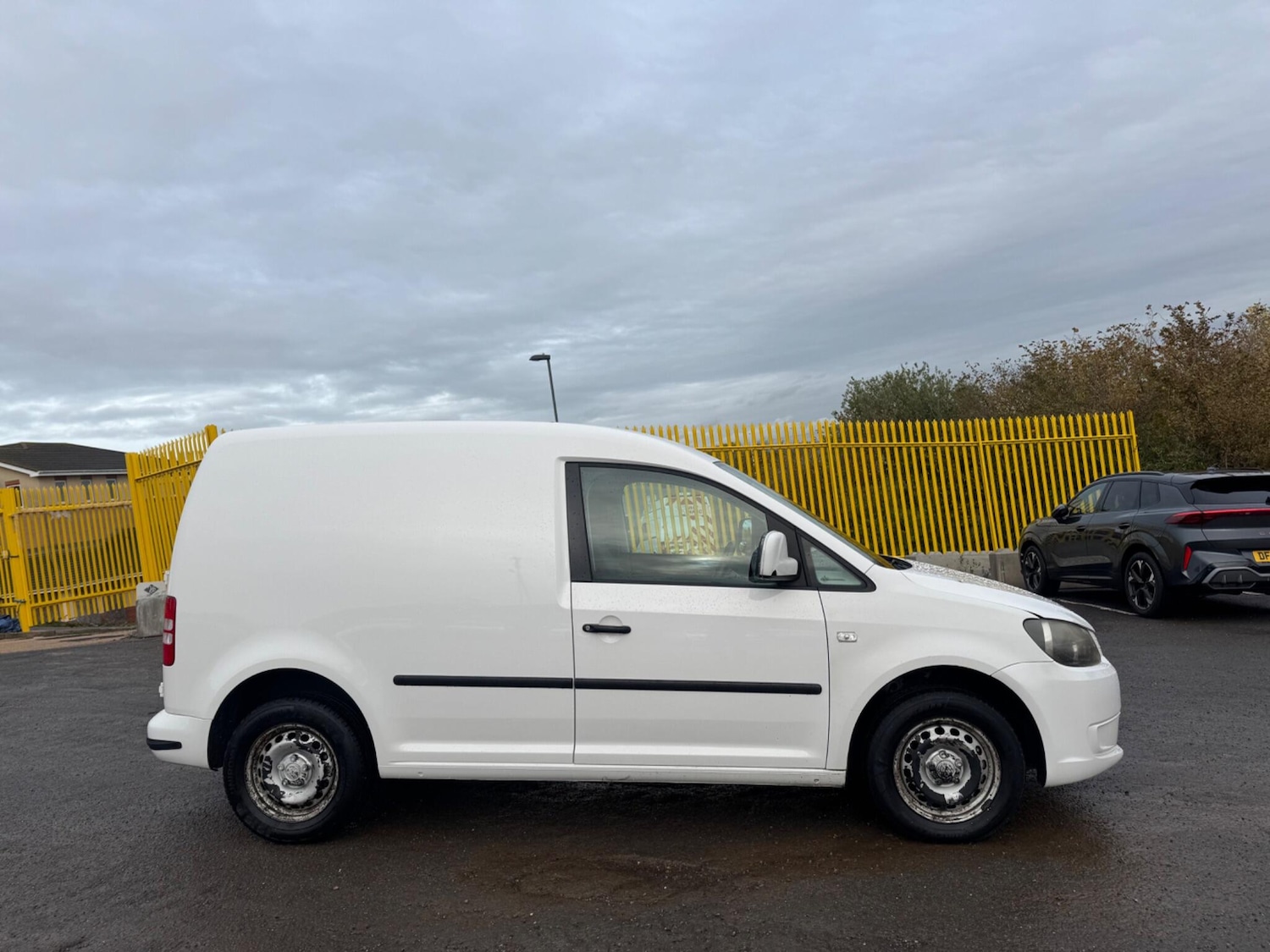Used Volkswagen Caddy 2014 for sale - 76071698: Photo 5